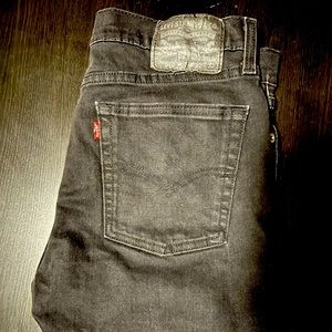 Levi’s 510 32x32 black skinny jeans
